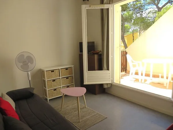 PINEDE - STUDIO MEZZANINE AVEC PARKING
