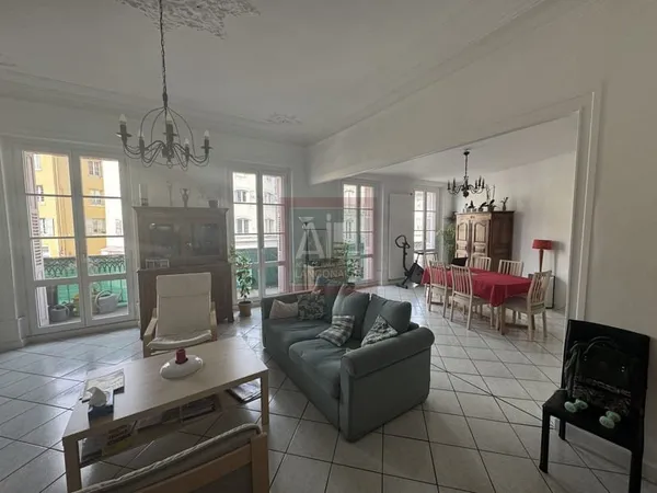 Belle appartement lumineux avec 3 chambres au Puy en Velay