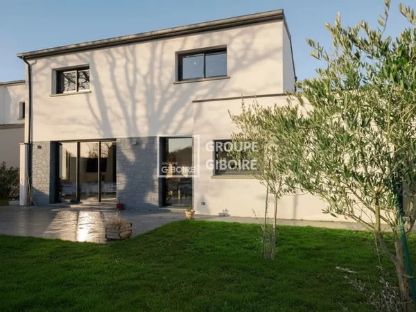 A VENDRE - Agence GIBOIRE Bruz - EXCLUSIVITÉ - MAISON T6 de 134 m² - BRUZ - Rennes métropole - Gare,