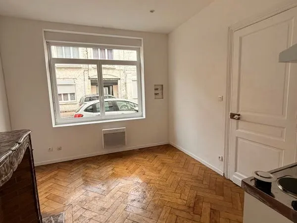 Bureau 15m² Hyper centre Béthune - 350