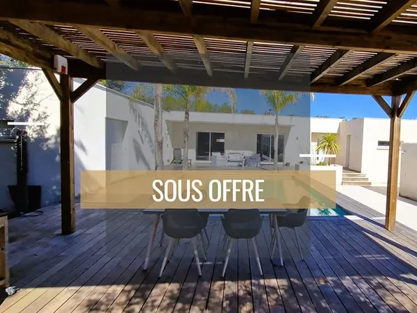 TRES JOLIE CONTEMPORAINE DE PLAIN PIED