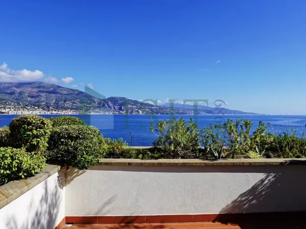Villa RCM Front de mer- Roquebrune Cap Martin
