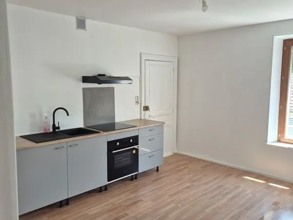Bel appartement T2 au Thillot - Calme et proche commodités - 620