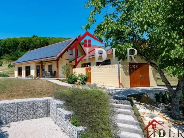 Maison ossature bois , zéro énergie à vendre