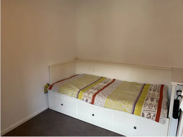 Loue studio meublé 16m² - Cergy Village