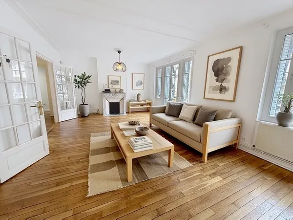Appartement ancien à vendre 5 pièces REIMS (51)
