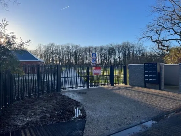 Terrain 780 m²