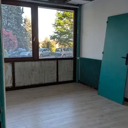 Bureau a Écully parc chalin environ 80m2
