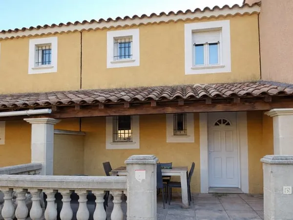 SAINT-PAUL-TROIS-CHÂTEAUX 26130 (Drôme) France Maison mito