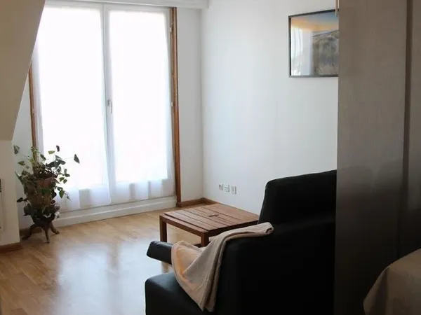 Studio 1 pièce 30 m²