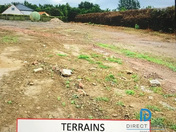 Terrain 785 m²
