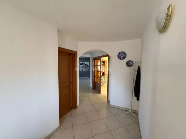 Maison 2 pièces 312 m²