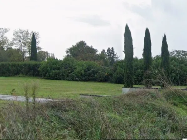 Terrain 1300 m²