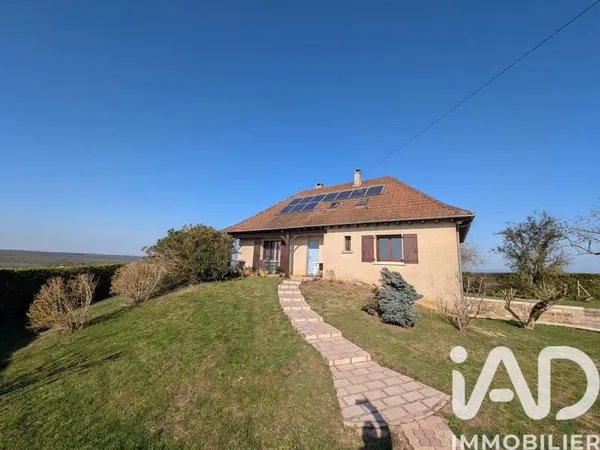 Maison de plain-pied 7 pièces 150 m²