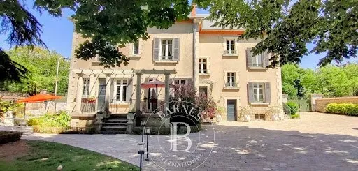 Maison 14 pièces 450 m²