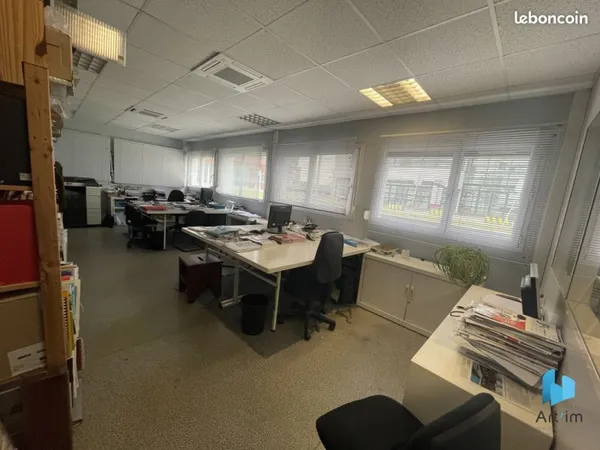 Bureaux 74 m² Le Mans