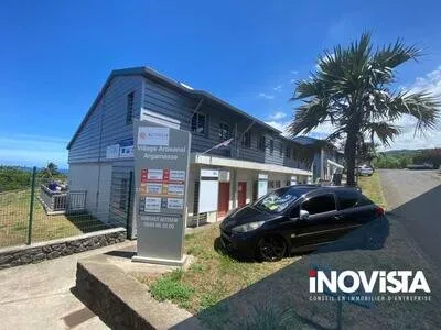 Location Dépôt / Entrepôt 89,91 m2 à Petite Ile