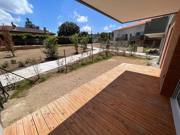 Appartement 3 pièces à louer à Castanet-Tolosan en rez-de-jardin