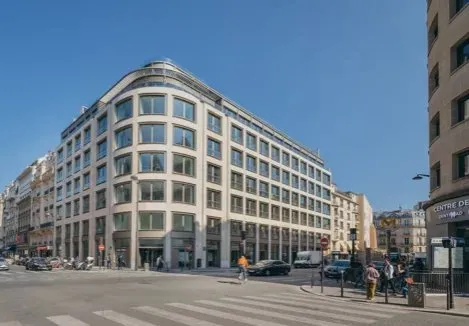 Commerce Vente Paris  55m² 130000€