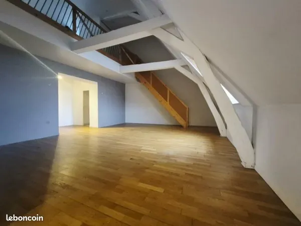 Appartement 3 pièces 108 m²