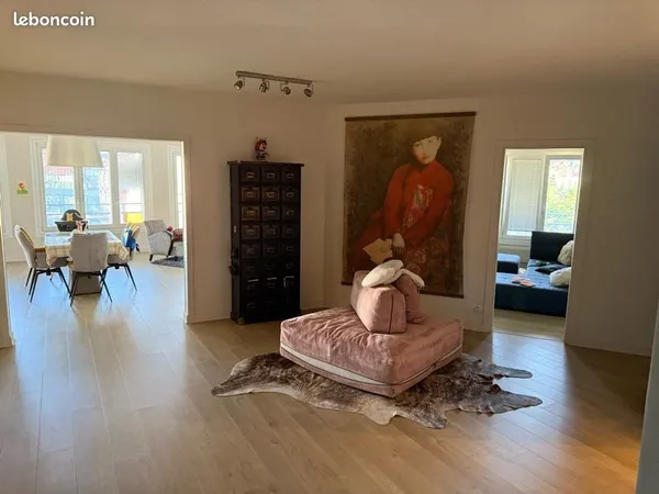 🏡 Appartement d'exception - 217 m² - Balcon 70 m² - Tram Lagarlay - Vue dégagée - 2 parkings