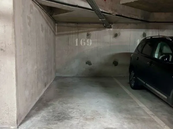 Place de parking en sous sol dans résidence de standing coeur de ville
