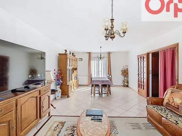 Maison 6 pièces 140 m²