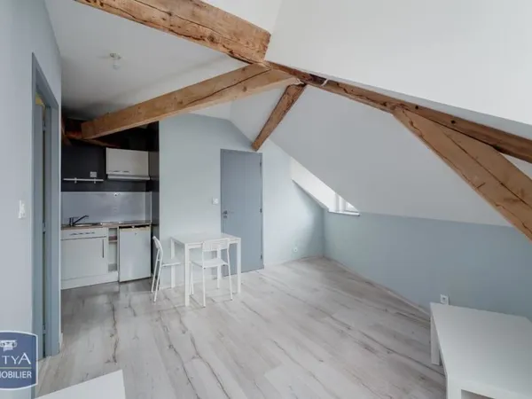 À LOUER : Charmant appartement T2 situé au coeur de Vichy....