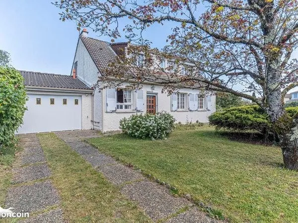 Maison 6 pièces 136 m²