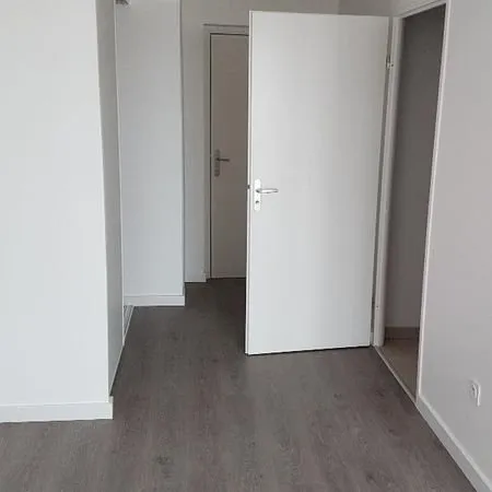 Location studio non meublé avec terrasse et jardin privatif - Cergy Saint-Christophe (95)