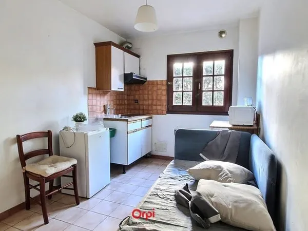 Studio 2 pièces 14 m²