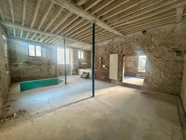 Local commercial 75 m²