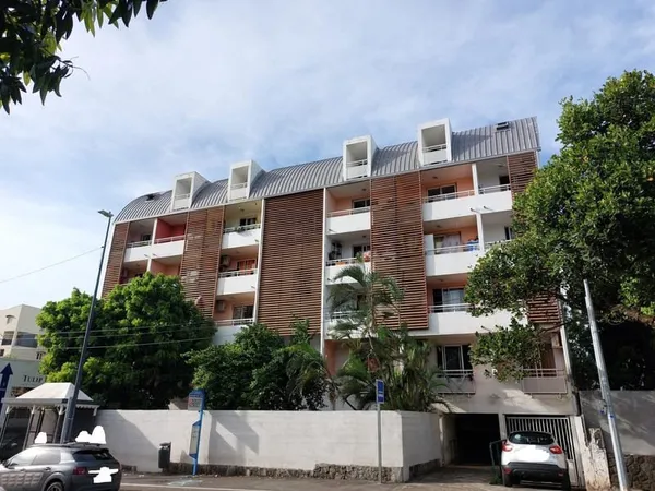 Pour investisseur-Studio-SAINTE CLOTILDE