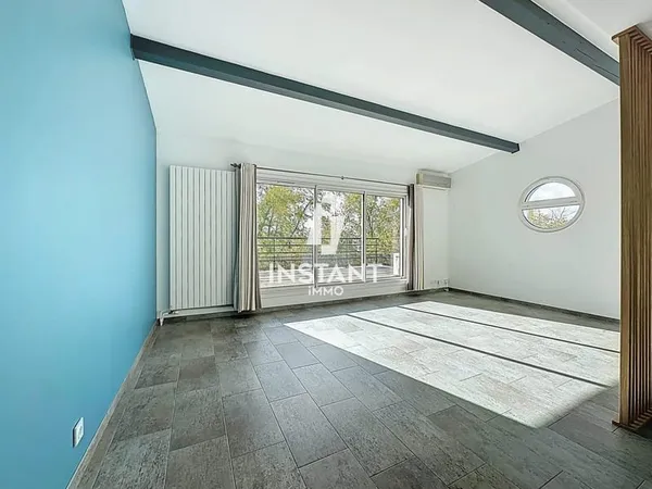 MAISONS-ALFORT - Dernier Étage • Superbe T3 Moderne avec Te