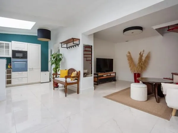 Maison 5 pièces 74 m²
