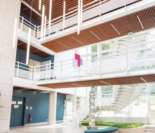 Bureaux 223 m²