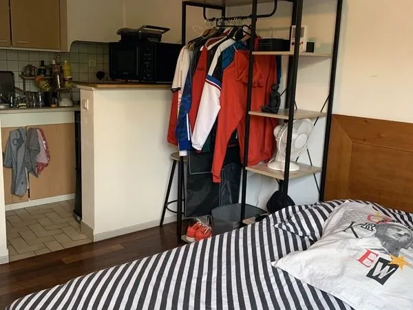 Studio étudiant proche place d'Aine 20 m2
