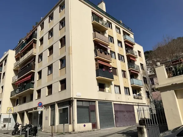 Saint Roch 2 pièces meublé balcon ensoleillé