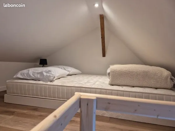 Chambre meublée 4
