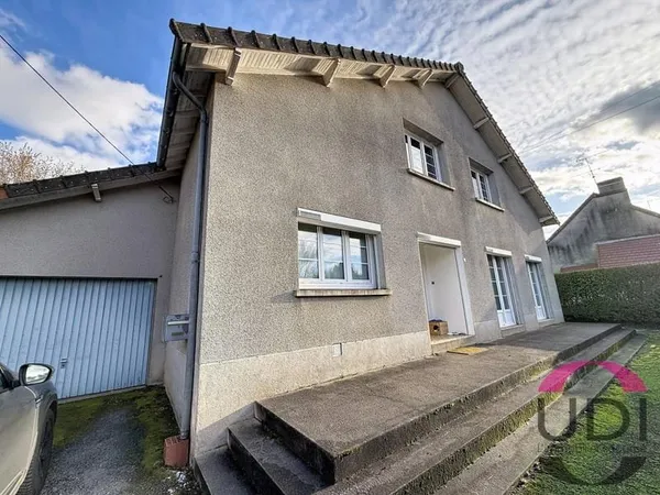 Maison de plain pied à vendre à Chénérailles