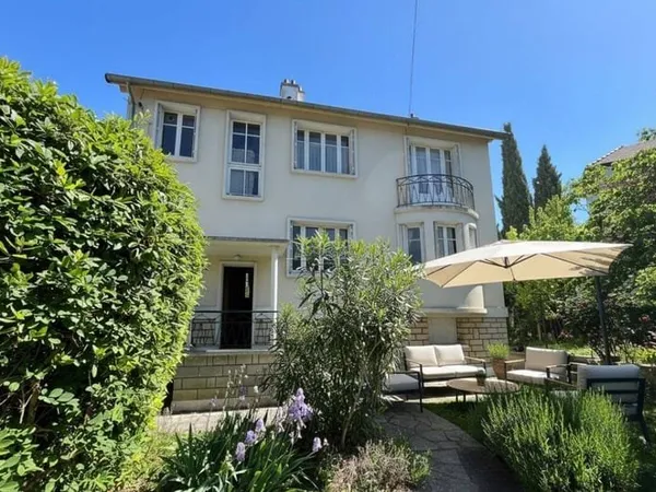 Maison 7 pièces 150 m²