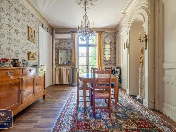 Maison Vente Tours 10p 239m² 931500€