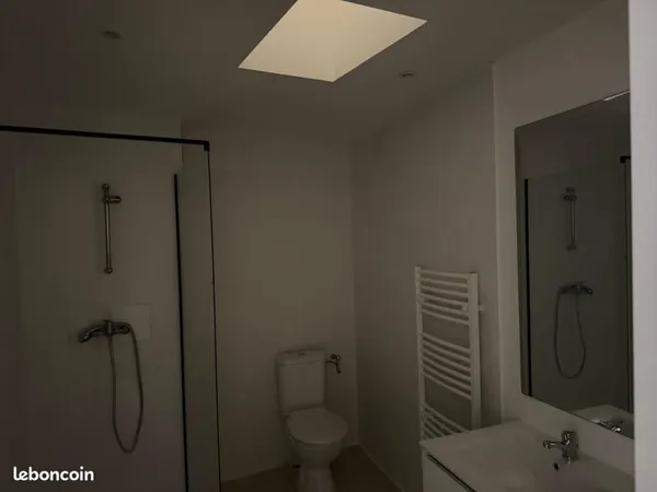 Studio T1 - 37,24 m² - Rez-de-chaussée - Carpentras