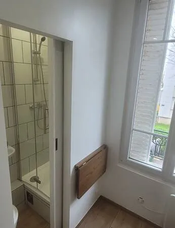 Studio 1 pièce 13 m²