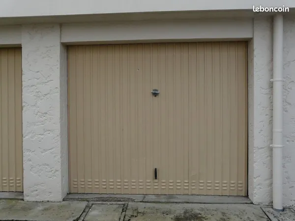 GARAGE INDIVIDUEL 15M2 à Mérignac
