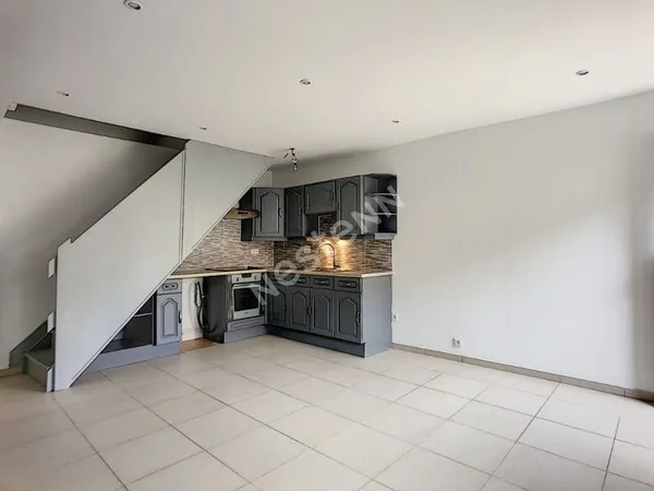 Leuville Sur Orge - Maison de ville 2 pièce(s) 40m2 environ