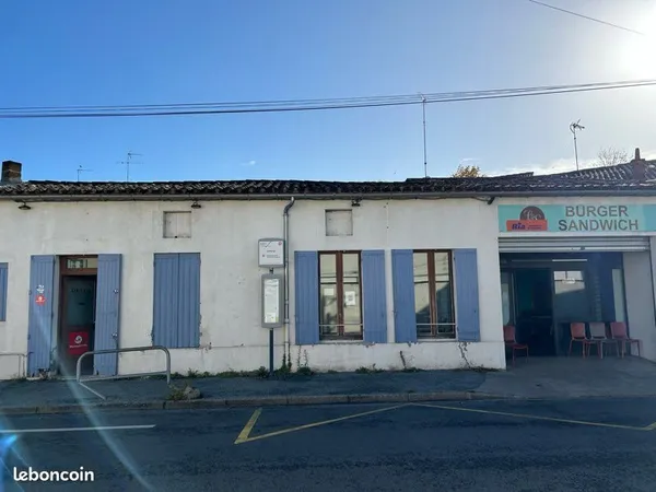 Pas de porte avec terrasse et mezzanine - Marmande