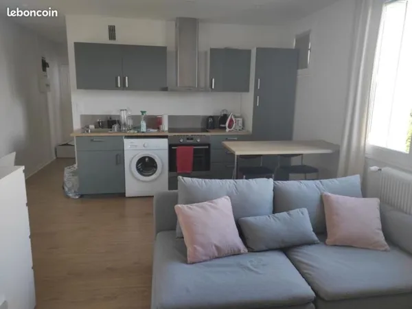 Location T1 Bis meublé aux 2 Lions (Tours)