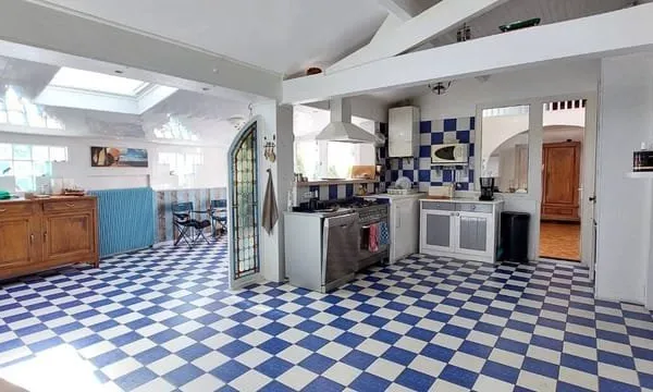 Maison 5 pièces 168 m²