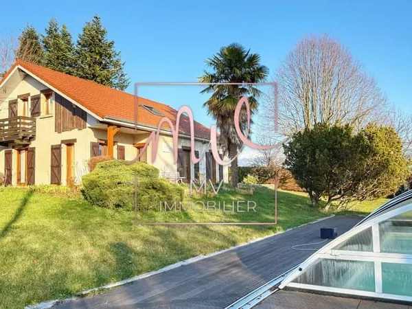 CRIEL DE RENAGE, Propriété 216 m2 avec 2328 m2 de terrain et